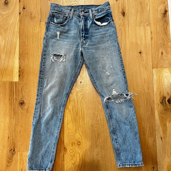 Levi’s 501 Jeans - Picture 2 of 5